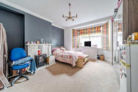 4 bedroom terraced house for sale, Abington Avenue, Northampton, NN1