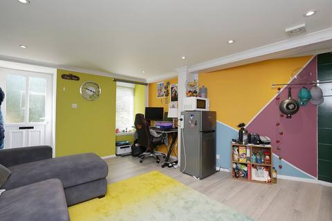 20c Main Street, Gorebridge, EH23 4BY
