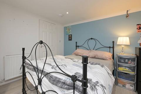 20c Main Street, Gorebridge, EH23 4BY