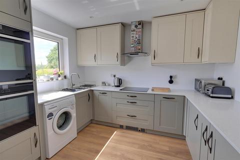 3 bedroom semi-detached house for sale, Gannet Close, Brockworth, Gloucester