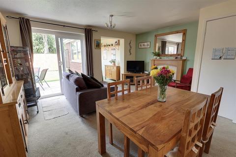 3 bedroom semi-detached house for sale, Gannet Close, Brockworth, Gloucester