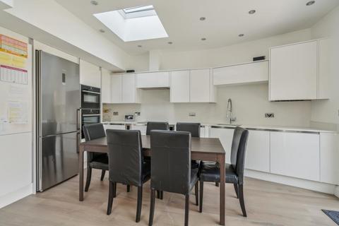 3 bedroom terraced house for sale, Browning Avenue, W7