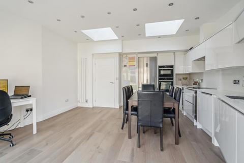 3 bedroom terraced house for sale, Browning Avenue, W7