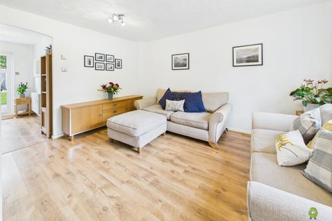 12 Brindley Close, Bexleyheath, DA7 4ND