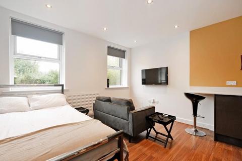 Studio to rent, Plot Apartment 4, Single Studio at Sheffield, Apartment 4, Porterbrook South, 9, Pear Street S11