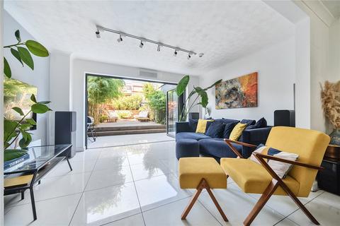 13 Inca Drive, London, SE9 2TE