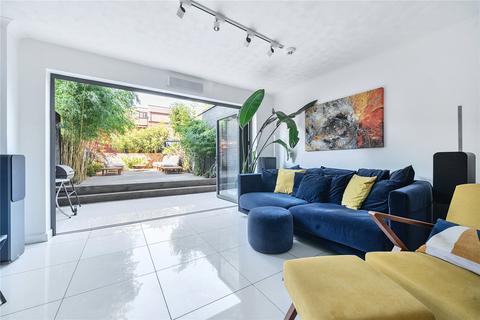13 Inca Drive, London, SE9 2TE