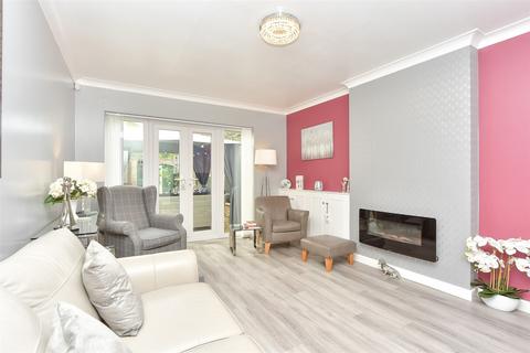 3 bedroom terraced house for sale, Knights Croft, Longfield DA3