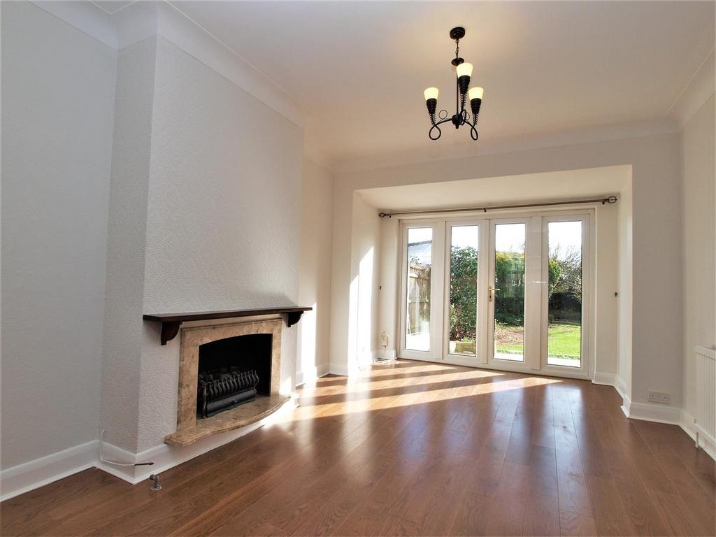 Dining Room.jpg