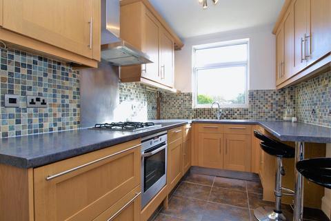 27 Mead Way, Bromley, BR2 9EN