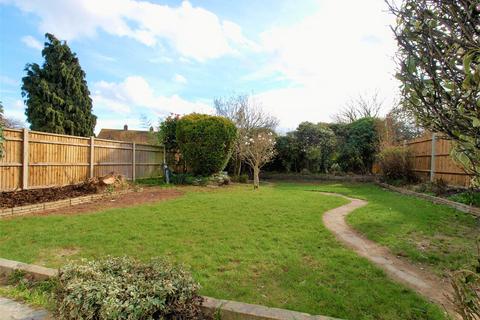 27 Mead Way, Bromley, BR2 9EN