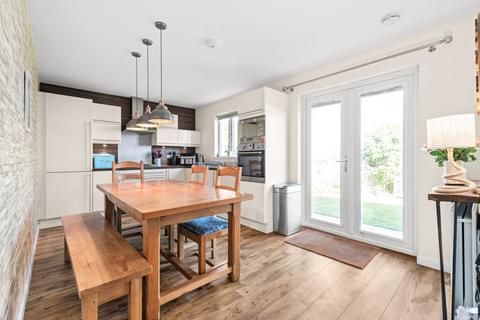 11 Benton Road, Auchterarder, PH3 1FQ