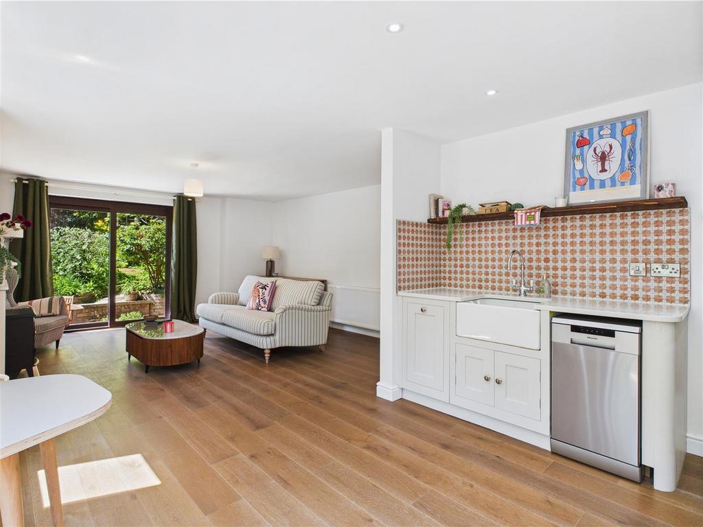 Kitchen/Lounge