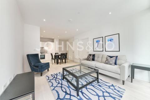 2 bedroom apartment for sale, Liner House, Royal Wharf, E16