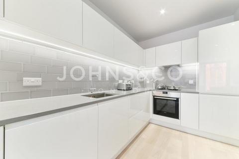 2 bedroom apartment for sale, Liner House, Royal Wharf, E16