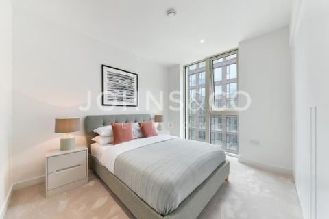 2 bedroom apartment for sale, Liner House, Royal Wharf, E16