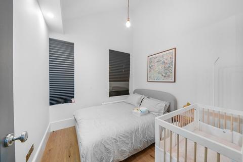 3 bedroom apartment for sale, Winchester Road London NW3