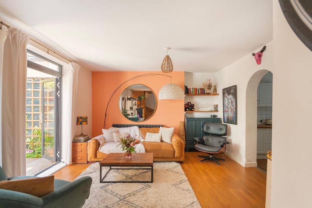 1 S5 L1 CM - Reception Room F.jpg