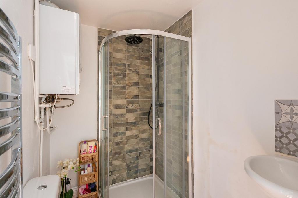 1 S5 L1 CM - Shower Room A.jpg