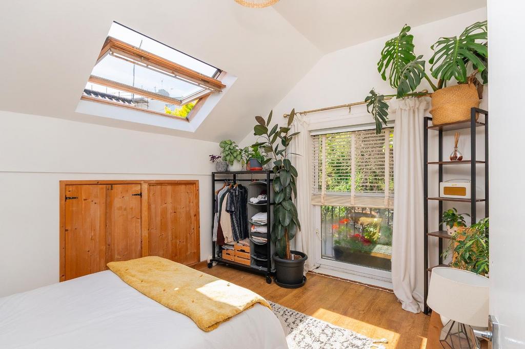 1 S5 L1 CM - Bedroom G.jpg