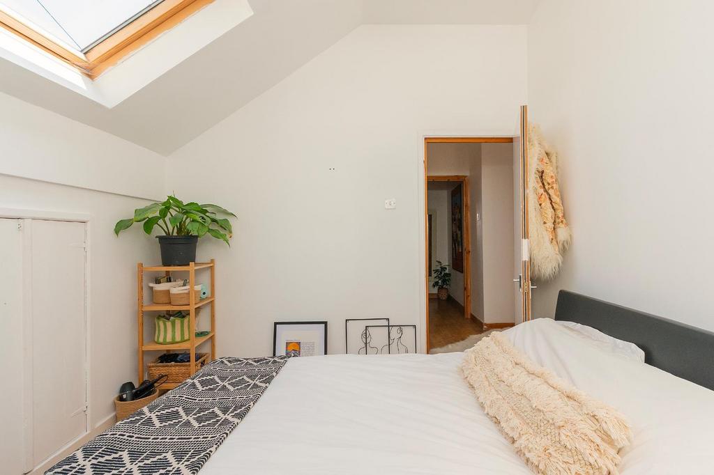 1 S5 L1 CM - Bedroom C.jpg