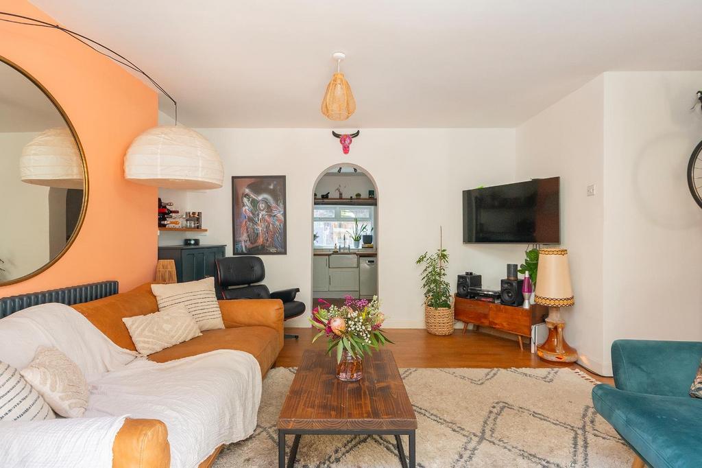 1 S5 L1 CM - Reception Room C.jpg