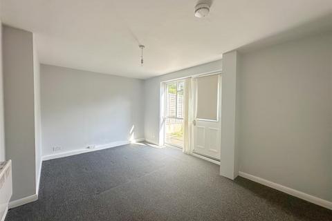 1 bedroom ground floor flat for sale, Stonehill Drive, Great Glen, Leicester
