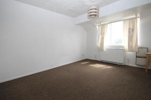 9 Primrose Close, Wallington, SM6 7HJ