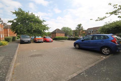 9 Primrose Close, Wallington, SM6 7HJ