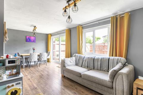 21, Eaton Court Regency Walk, Croydon, CR0 7US