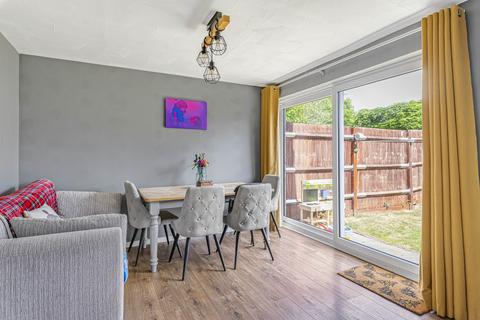 21, Eaton Court Regency Walk, Croydon, CR0 7US
