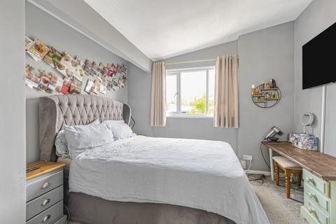21, Eaton Court Regency Walk, Croydon, CR0 7US