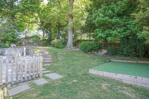 4 bedroom detached house for sale, Old House Gardens, Hastings