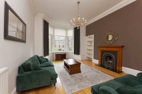 2/2, 13 Hayburn Crescent, Glasgow, G11 5AX