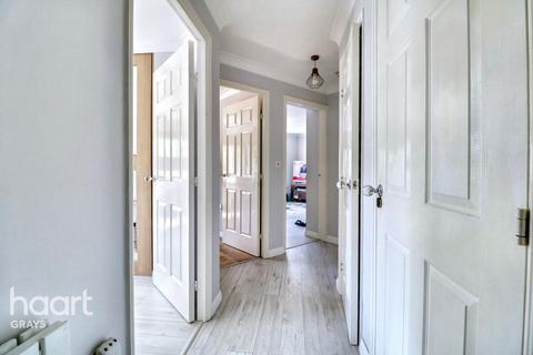 44 Lennox Close, Chafford Hundred, Grays, RM16 6AP