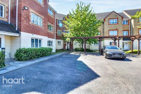 44 Lennox Close, Chafford Hundred, Grays, RM16 6AP