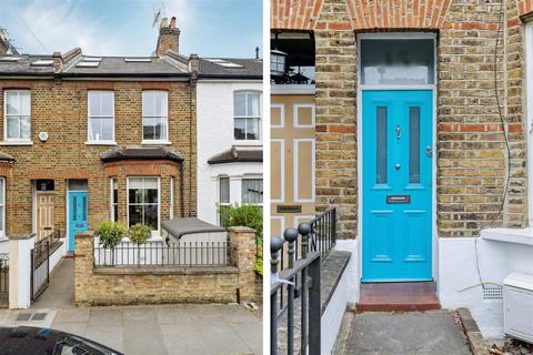4 bedroom terraced house for sale, Rothschild Road, London