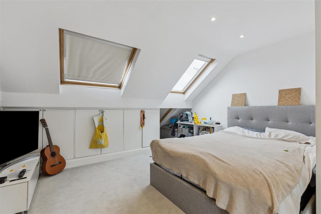 Rothschild Road, W4 - FOR SALE