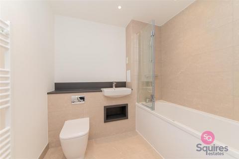 2 bedroom flat to rent, Medawar Drive, Mill Hill