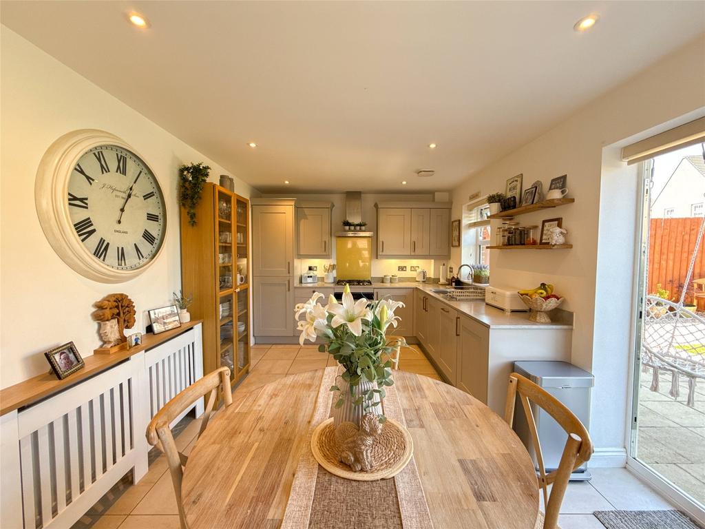 Dining Kitchen