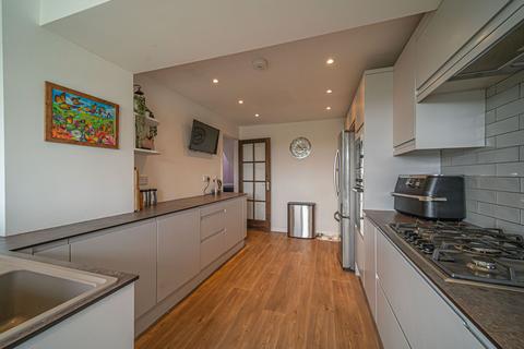 12 Arlington Close, Undy, Caldicot, NP26 3EF