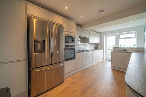 12 Arlington Close, Undy, Caldicot, NP26 3EF