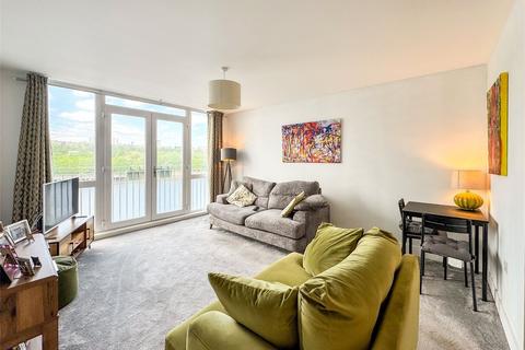 2 bedroom apartment for sale, Tynemouth Pass, Gateshead, NE8