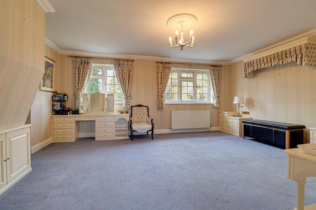 Principal bedroom
