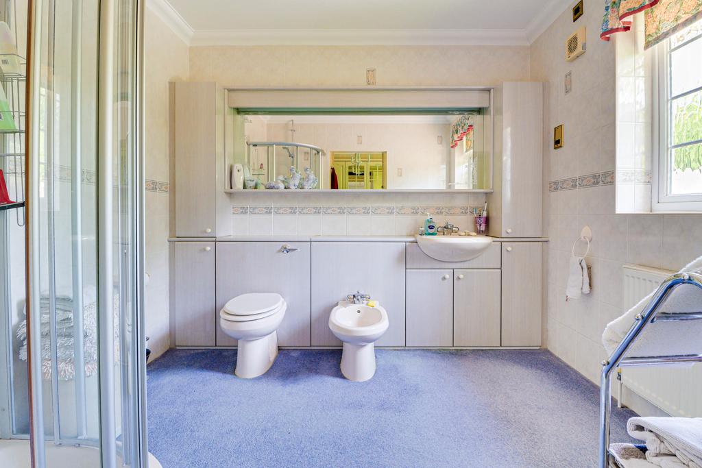 Ensuite
