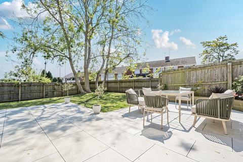 undefined, Courtlands, Bristol BS31