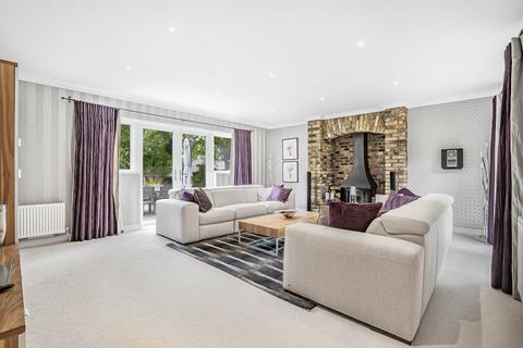 3 bedroom detached bungalow for sale, The Avenue, Welwyn, Hertfordshire, AL6
