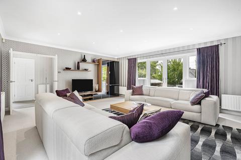 3 bedroom detached bungalow for sale, The Avenue, Welwyn, Hertfordshire, AL6
