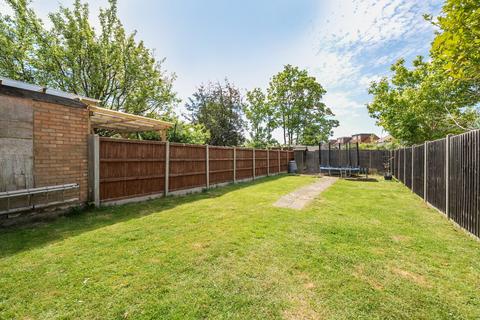 23 Molesey Drive, Cheam, Sutton, SM3 9UU