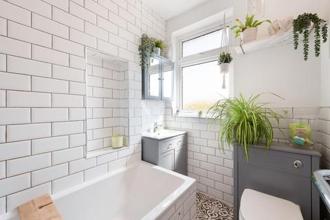 189 Bridgewood Road, Worcester Park, KT4 8XU